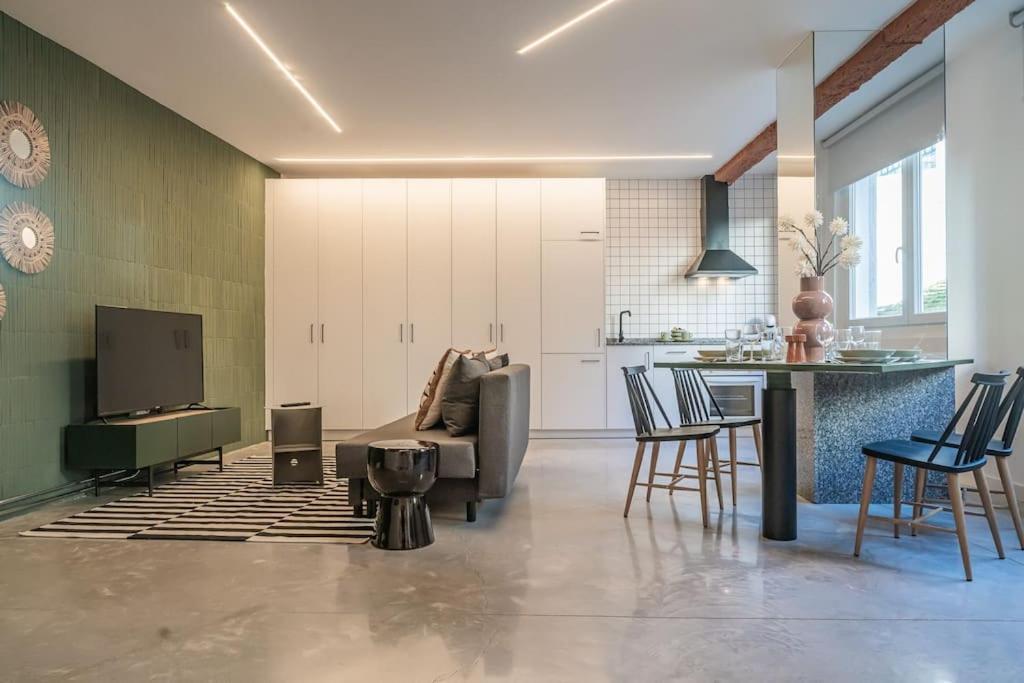 Balcon Del Centro - Bigliving Apartment *